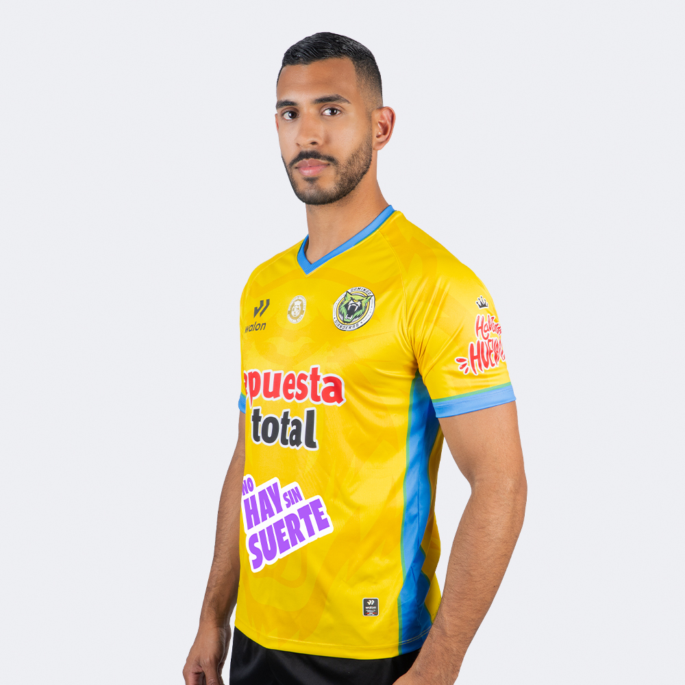 V1_CAMISETA OFICIAL 26_DOMINGO DIANDERAS_HOMBRE_AMARILLO_TURQUESA_1007750730859_2 Camiseta Fútbol Oficial Domingo Dianderas 2026 Hombre